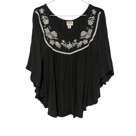 Mossimo Supply Co. Tops - Mossimo Supply Co Womens XXL dark gray Embroidered Boho Grunge Cottagecore top